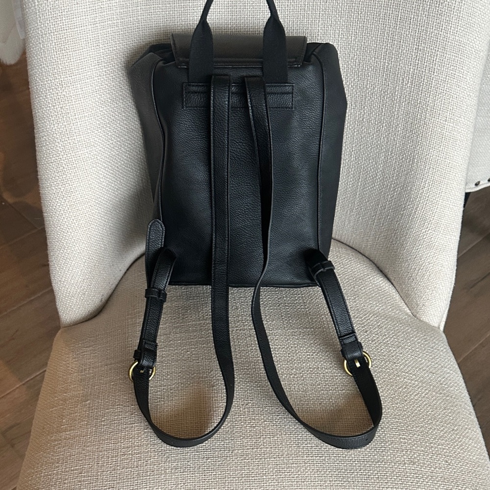 Nwot Universal Thread Black Backpack With Snap Cl… - image 3